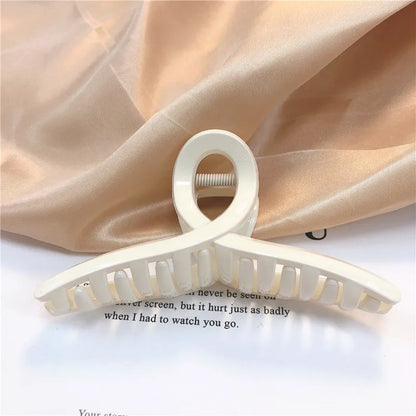 2023 Korean Metal Geometric Hair Claws Barrettes Elegant Hair Clips Crab Hollow Out Hairpin Headwear Women Girl Hair Accessories