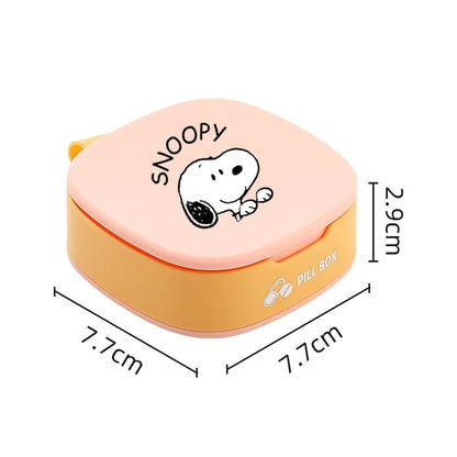 Snoopy Silicone Mini Travel Portable Medicine Packaging Box Cute Cartoon Household Supplies Seal Moisture-proof Storage