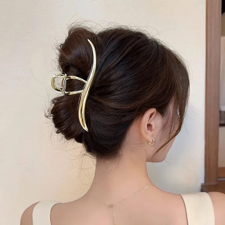 2023 Korean Metal Geometric Hair Claws Barrettes Elegant Hair Clips Crab Hollow Out Hairpin Headwear Women Girl Hair Accessories