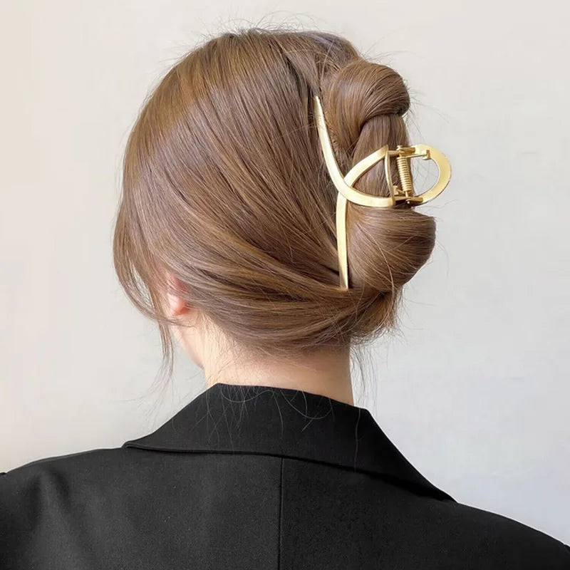 2023 Korean Metal Geometric Hair Claws Barrettes Elegant Hair Clips Crab Hollow Out Hairpin Headwear Women Girl Hair Accessories